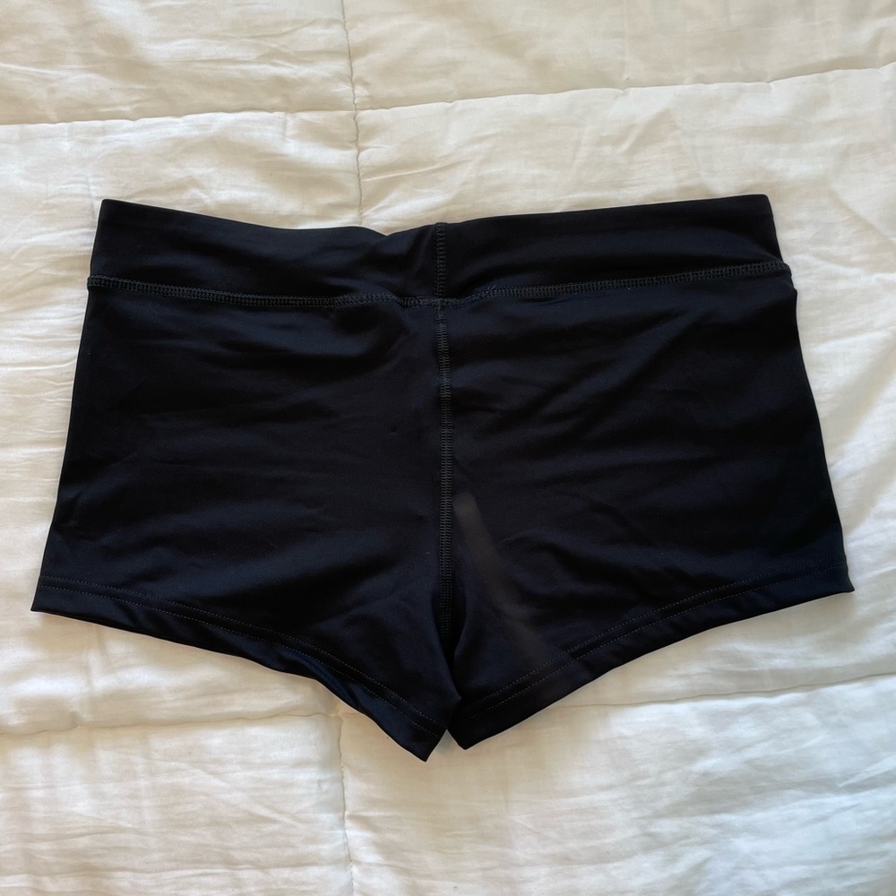 NWT Black Nike spandex, Women’s size medium. New with tag - Picture 3 of 5